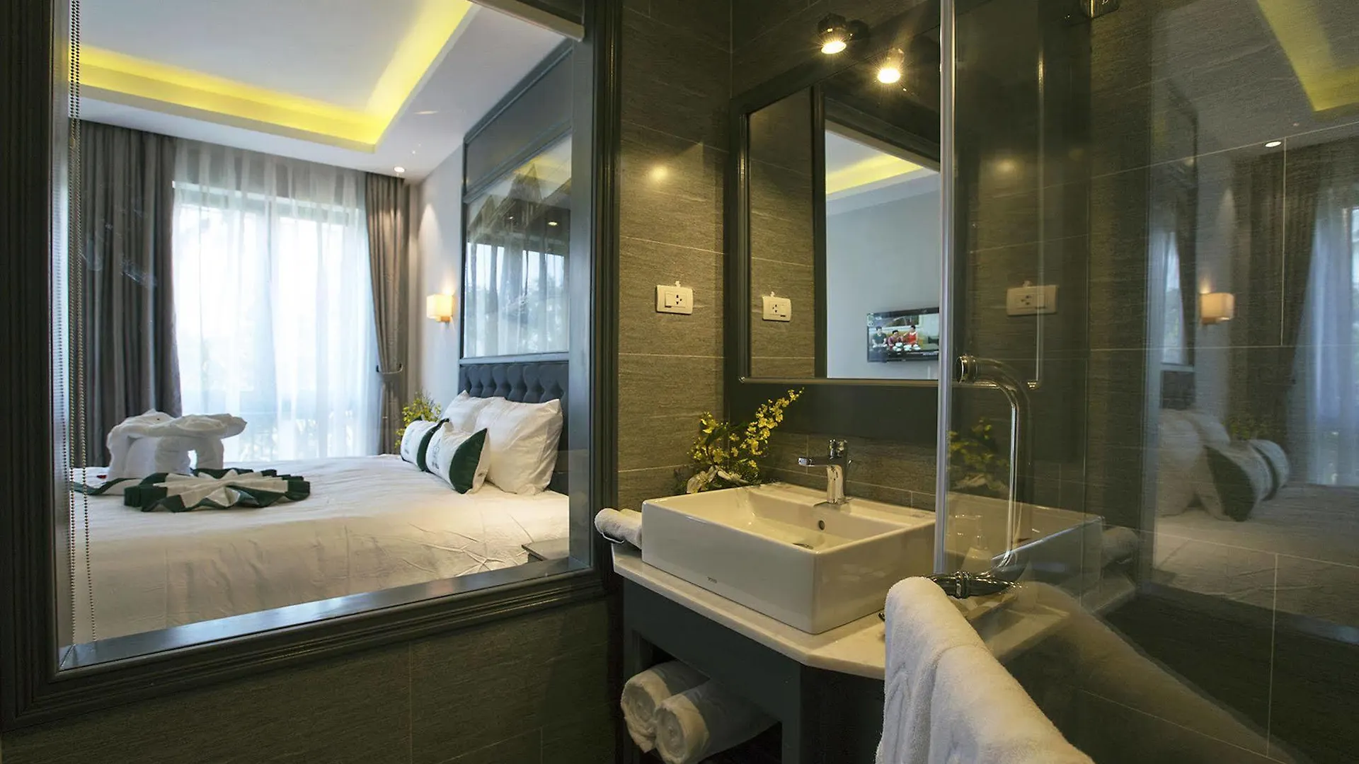 Ivy Villa Hoi An 4*,  Vietnam